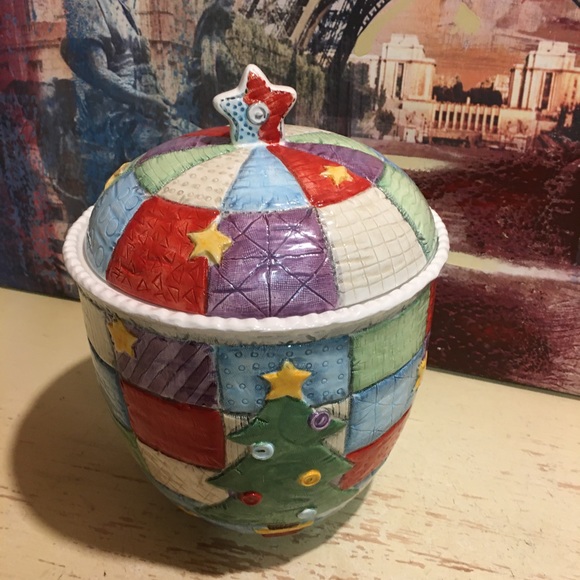 Christmas Patchwork Quilt Cookie Jar - Picture 10 of 12